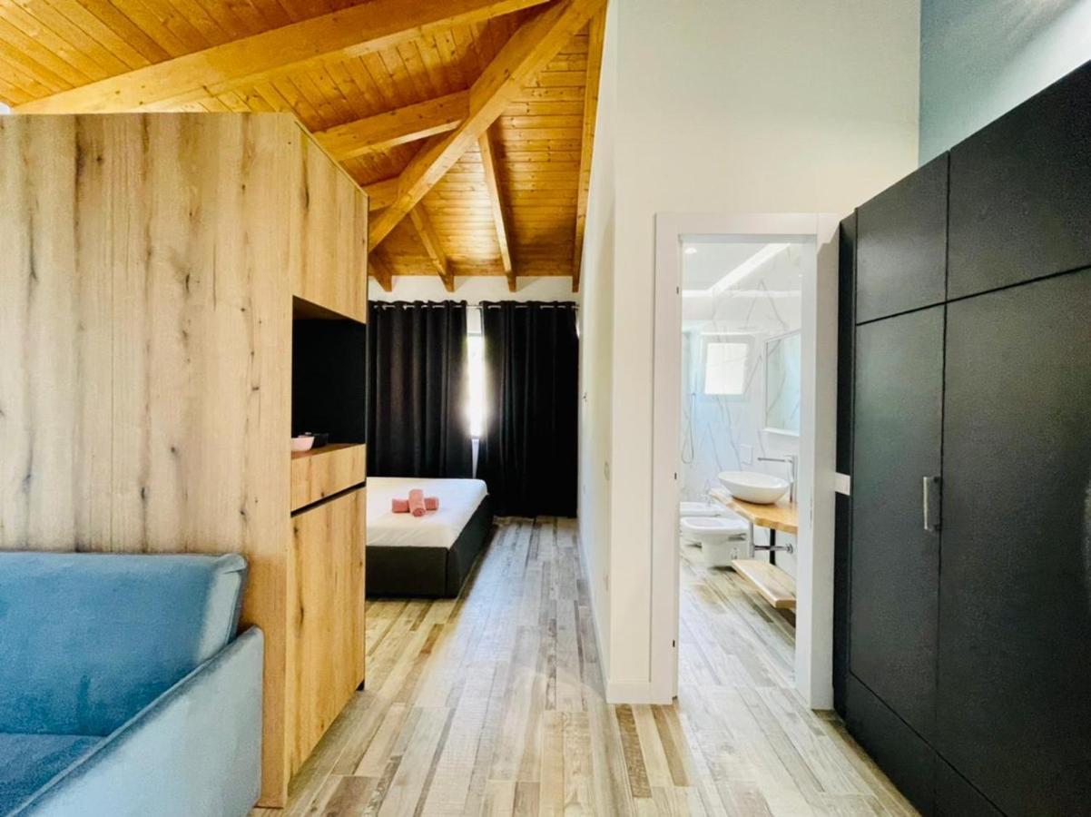 Adriatik Hotel Влёра Экстерьер фото